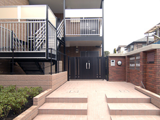 【エントランス】 | フィオローナ