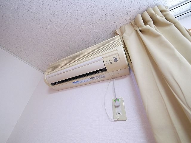 レオパレス和の設備|エアコン完備で、年中快適にお過ごし頂けます。
