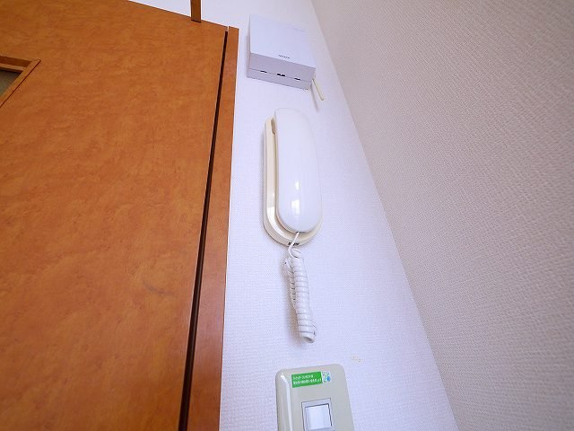 レオパレス和のセキュリティ|インターホンもございます。