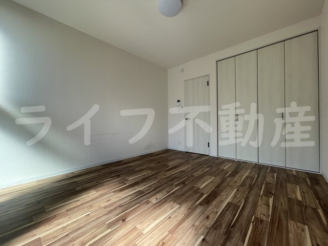 エムフラット衣摺Ⅰの洋室|きれいな洋室です