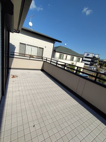 仁保通貸家のバルコニー
