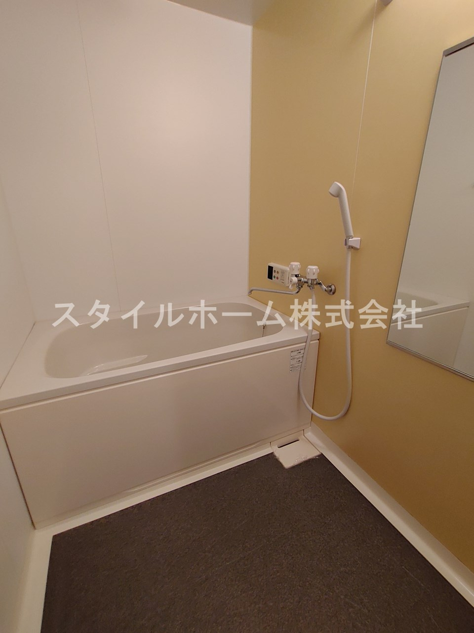 プルミエ．ｉの浴室