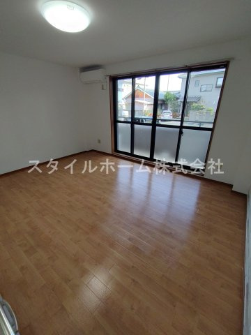 プルミエ．ｉの居間・リビング