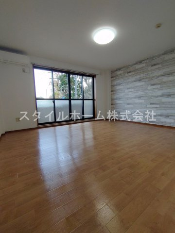 プルミエ．ｉの居間・リビング