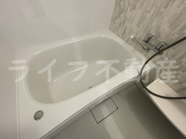 コラッジオ衣摺の浴室|落ち着いた空間のお風呂です