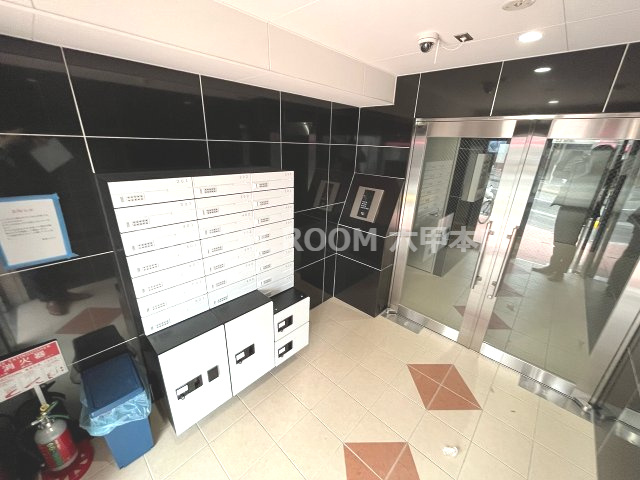 リーフビル坂口のエントランス