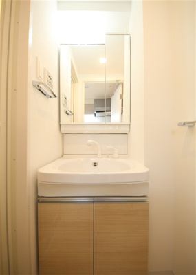 【洗面所】 | フォーリアライズ難波南レーヴ