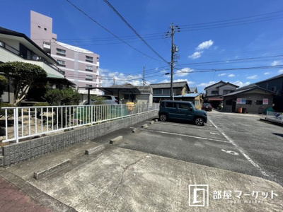 【駐車場】 | シャンブルすえの | 同型タイプ