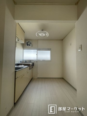 【居間・リビング】 | シャンブルすえの | 同型タイプ