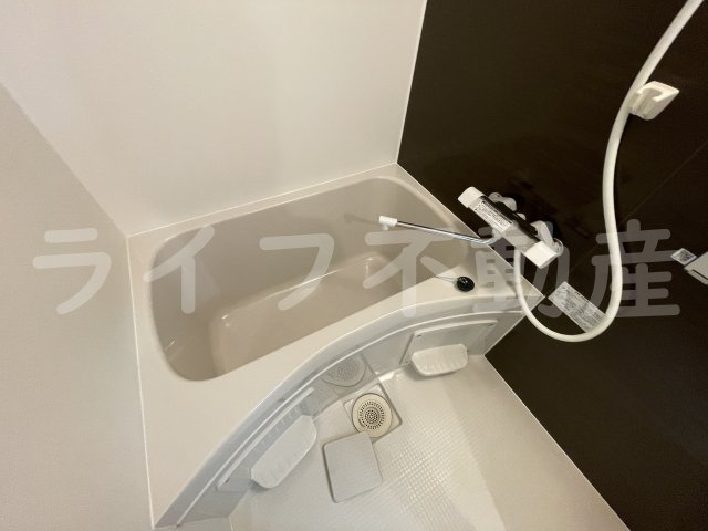 D porta Freesiaの浴室|きれいなお風呂です