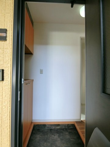 第二双葉ハイツ　B棟の玄関