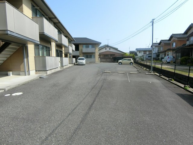 第二双葉ハイツ　B棟の駐車場