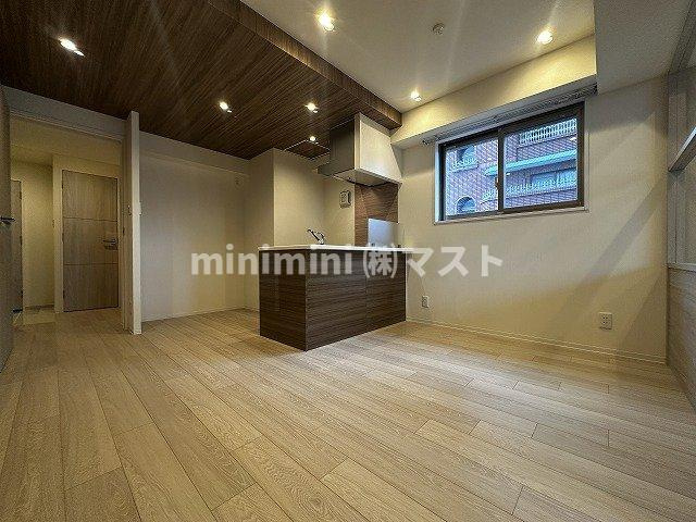 パークフラッツ弁天町駅前の居間・リビング