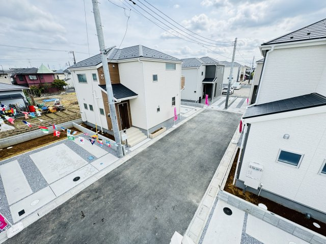 三郷市番匠免１丁目新築戸建の前面道路含む現地写真|バルコニーより道路側眺望