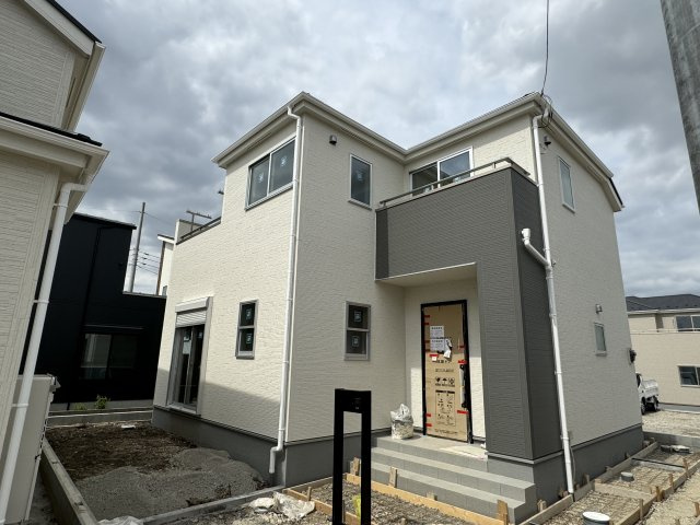 三郷市番匠免１丁目新築戸建の外観|10号棟外観・4月11日撮影・もうすぐ完成！