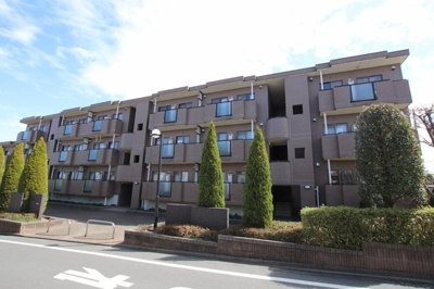 ★外観タイル貼り・鉄筋コンクリート造３階建・全戸両面バルコニー★