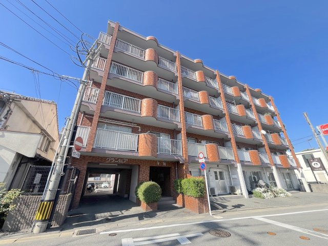 グランピア今宿の外観