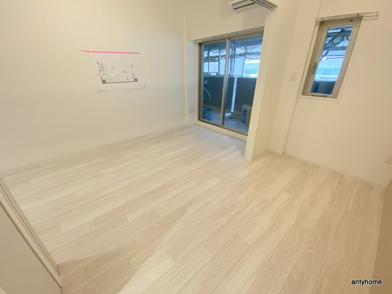 セレニテ江坂ミラク　仲介手数料無料の寝室