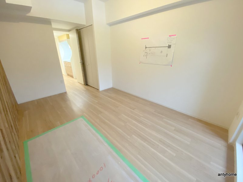 セレニテ江坂ミラク　仲介手数料無料の洋室