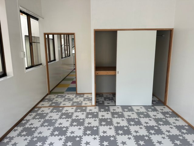 外山町 高橋様貸事務所の内装