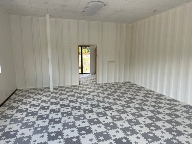 外山町 高橋様貸事務所の内装