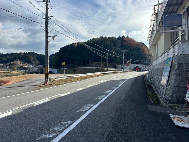 外山町 高橋様貸事務所の周辺