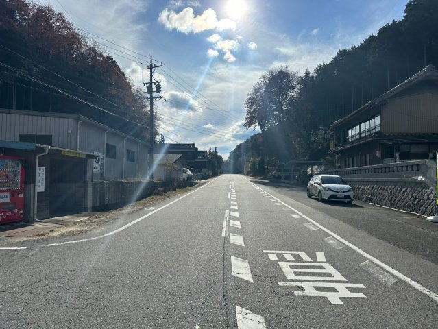 外山町 高橋様貸事務所の周辺