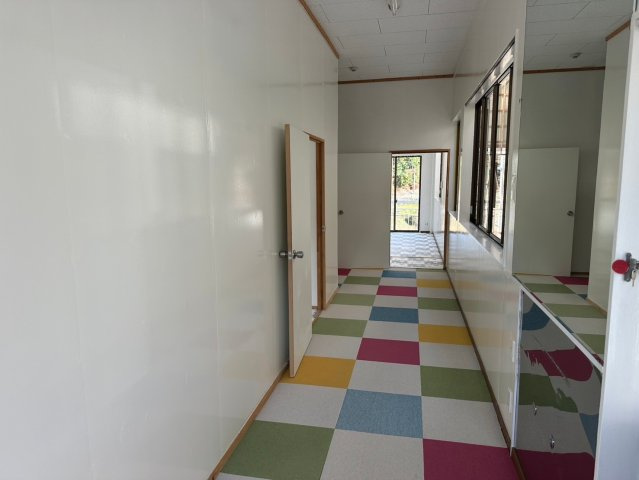 外山町 高橋様貸事務所の内装