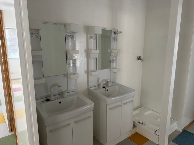 外山町 高橋様貸事務所の洗面所