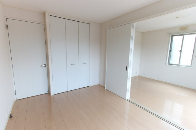 【洋室】 | クレッセントハウスＡ