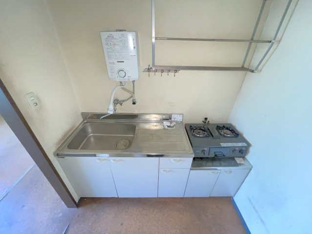 ヒナバシヒルのキッチン