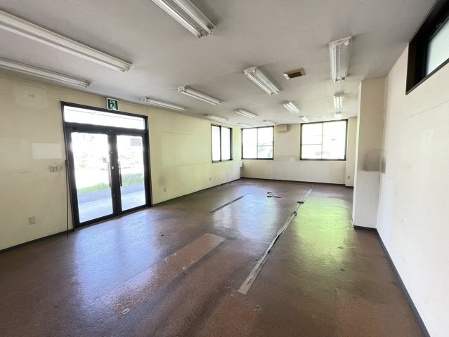 ヒナバシヒルのロビー