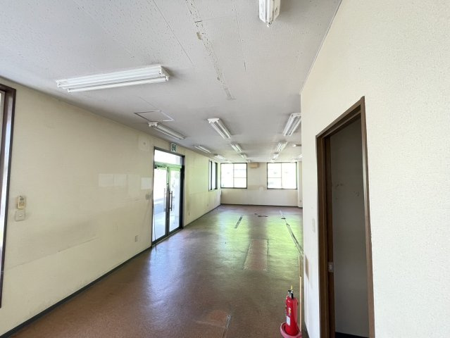 ヒナバシヒルのロビー