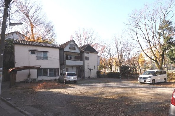 丸澤ガレージ赤羽台の外観