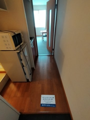 【玄関】 | レオパレススズラン