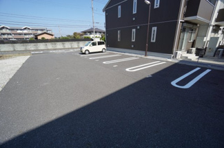 【駐車場】