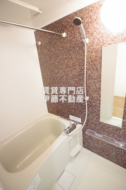 LUORE浄心の浴室