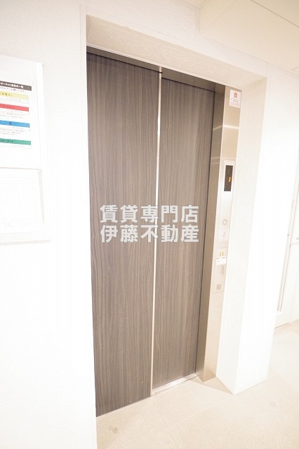 LUORE浄心のロビー