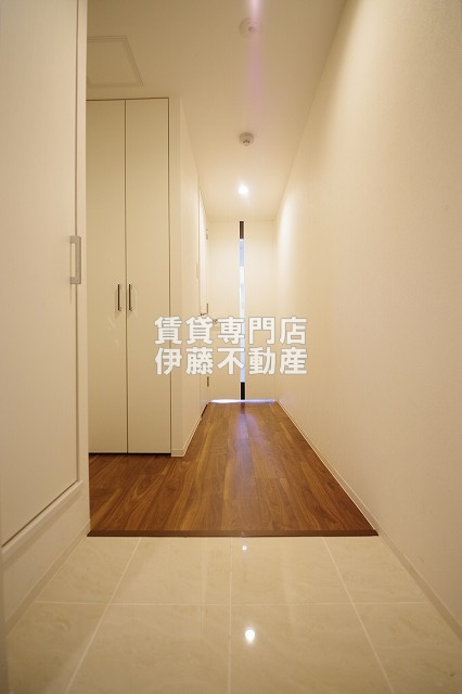 LUORE浄心の玄関