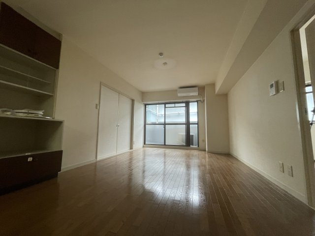 グランドシャトー西明石の居間・リビング