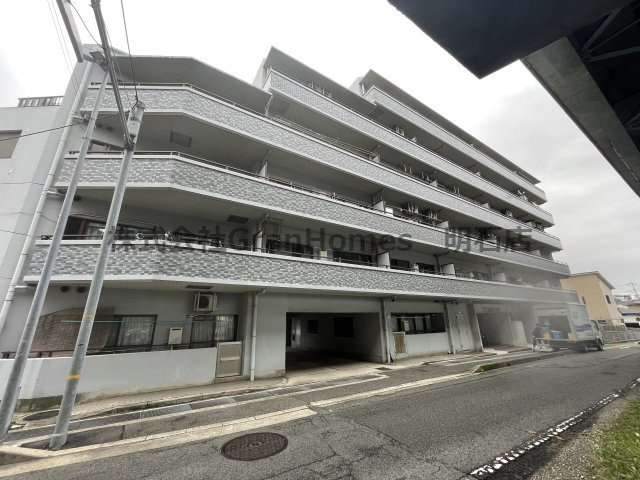 グランドシャトー西明石の外観