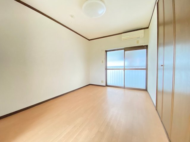 コーポディオの洋室