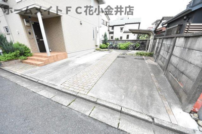 【駐車場】 | 杜若