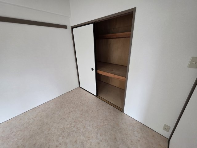 ハイネス成輪の収納