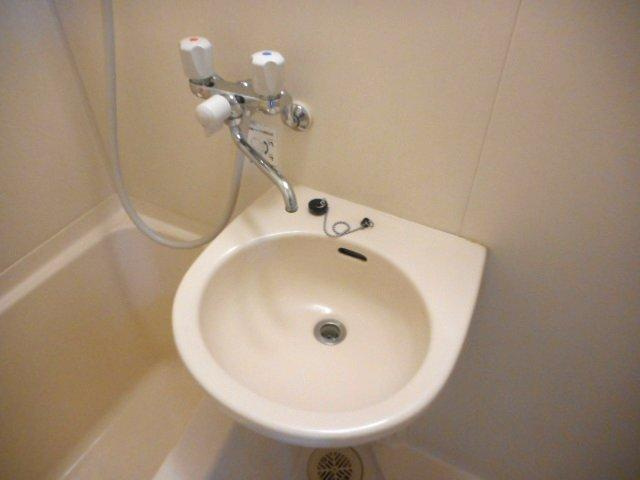 コスモK.O.の洗面所