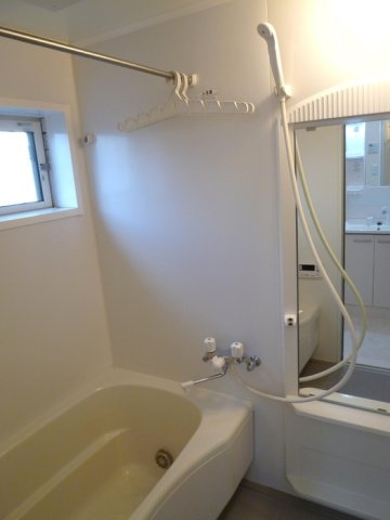 HARRISONS COAT SHIMIZUの浴室