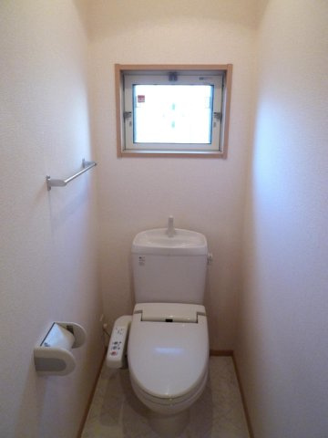 HARRISONS COAT SHIMIZUのトイレ