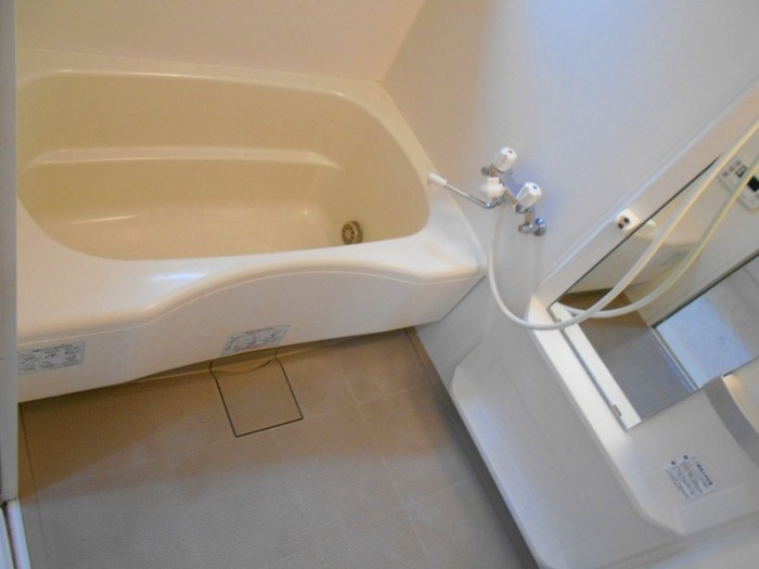 HARRISONS COAT SHIMIZUの浴室