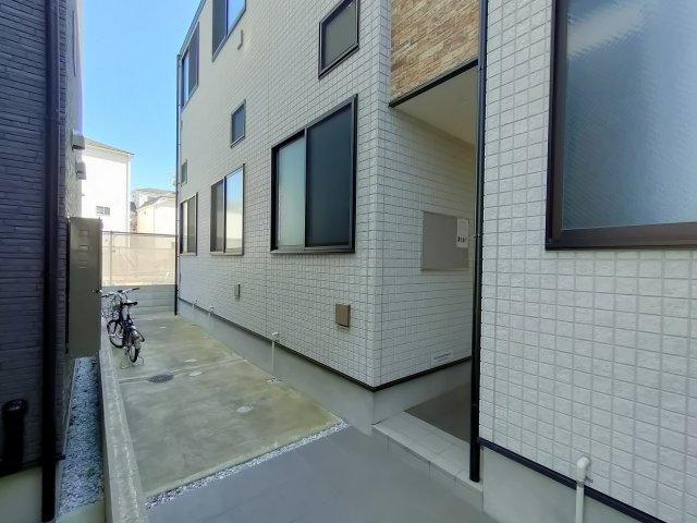 ハーモニーテラス新小岩のエントランス