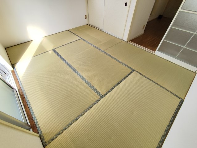 レピュートいりふねの和室